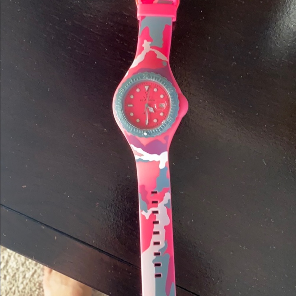 Camouflage toy watch